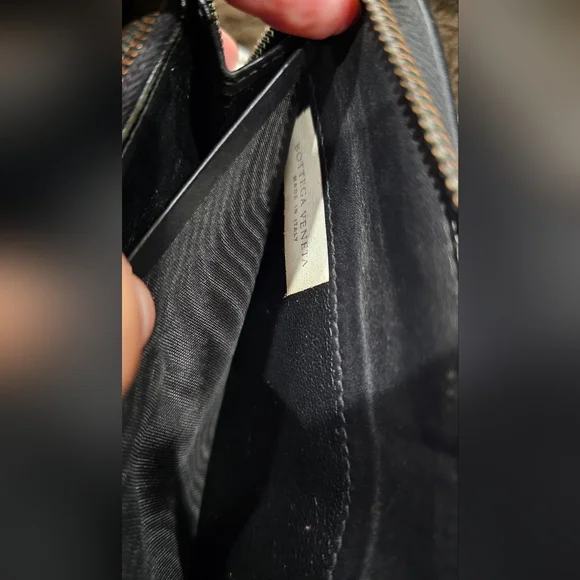 BOTTEGA VENETA Leather Intrecciato Nappa Zip-Around Wallet - Picture 11 of 15